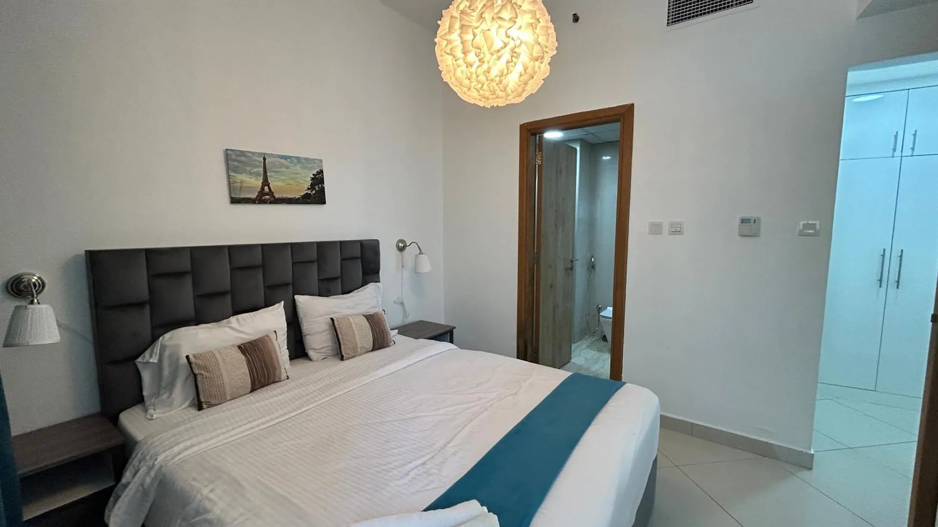 Apartment Golden Stay Vacation Homes Continental Tower Marina Dubai United Arab Emirates