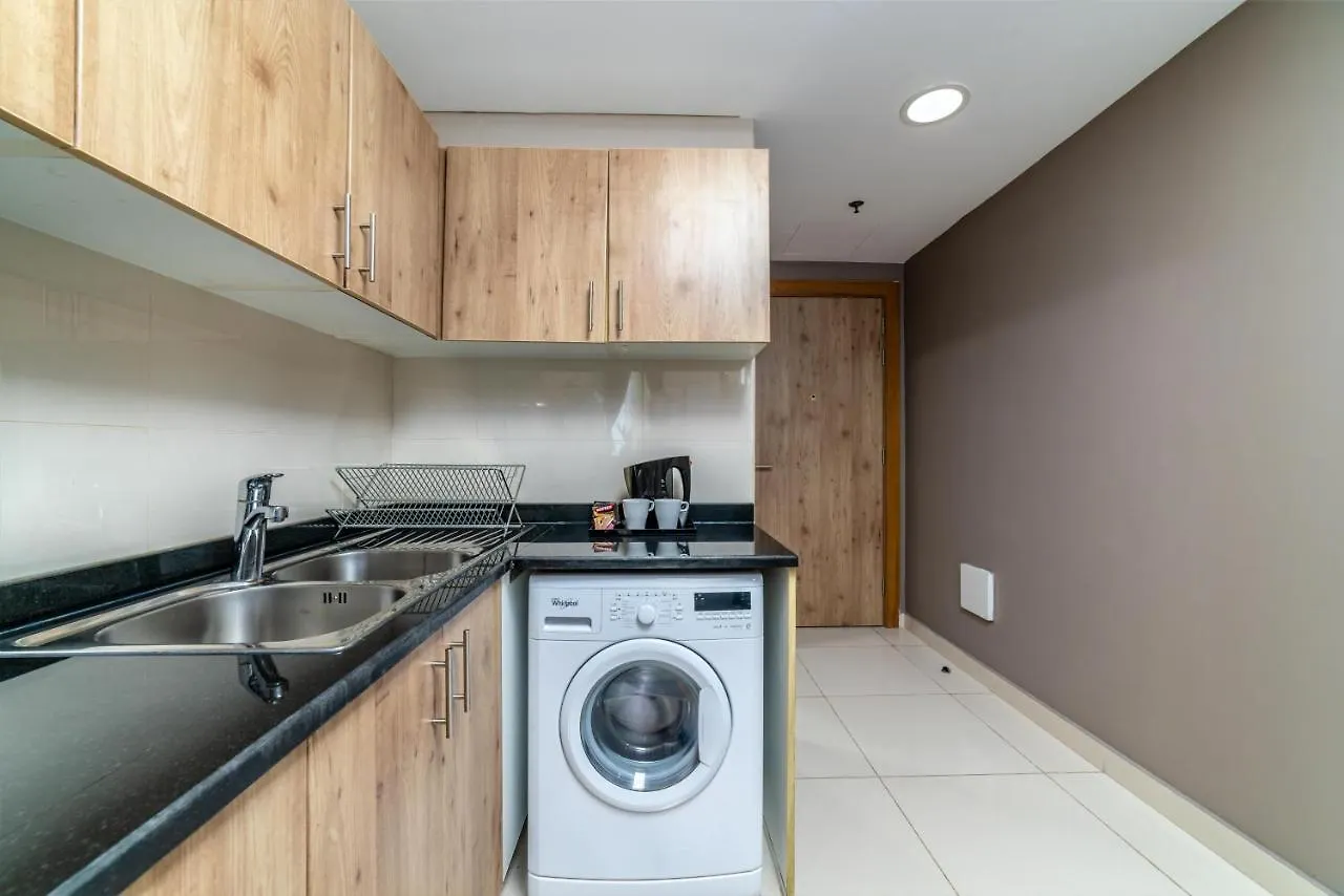 Golden Stay Vacation Homes Continental Tower Marina Dubai